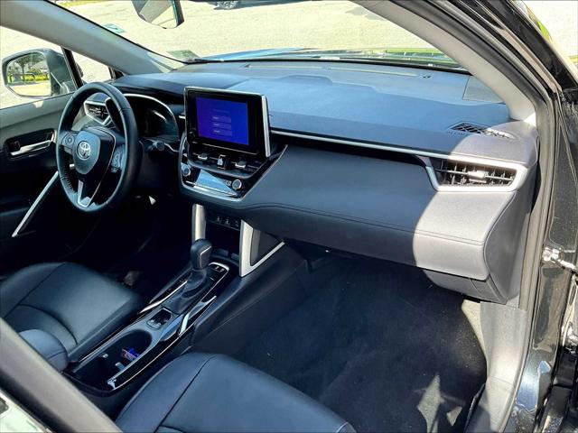 2025 Toyota Corolla Cross XLE