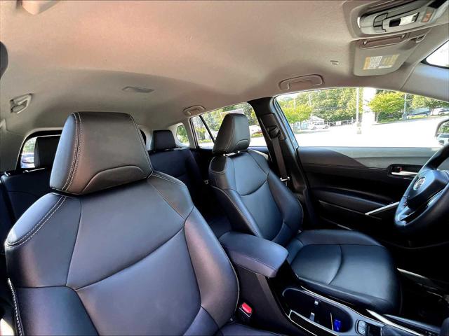2025 Toyota Corolla Cross XLE