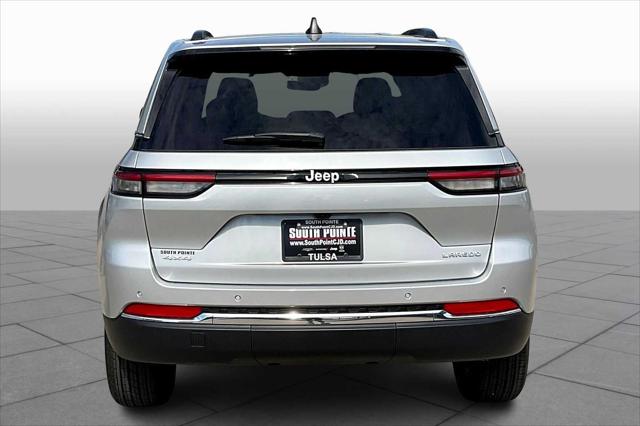 2025 Jeep Grand Cherokee Laredo X 4x4