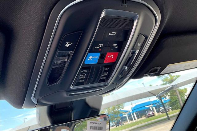 2025 Jeep Grand Cherokee Laredo X 4x4