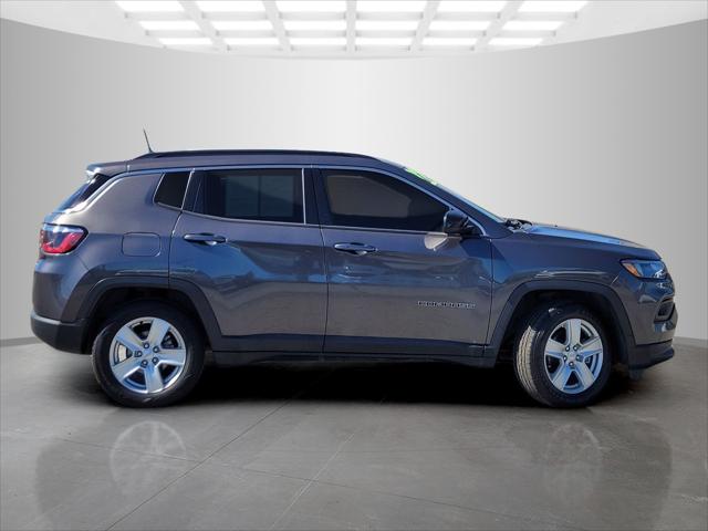 2022 Jeep Compass Latitude FWD 2022 Jeep Compass Latitude FWD