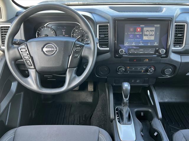 2022 Nissan Frontier Crew Cab SV 4x2