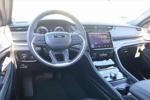 2025 Jeep Grand Cherokee GRAND CHEROKEE L LIMITED 4X4 2025 Jeep Grand Cherokee GRAND CHEROKEE L LIMITED 4X4