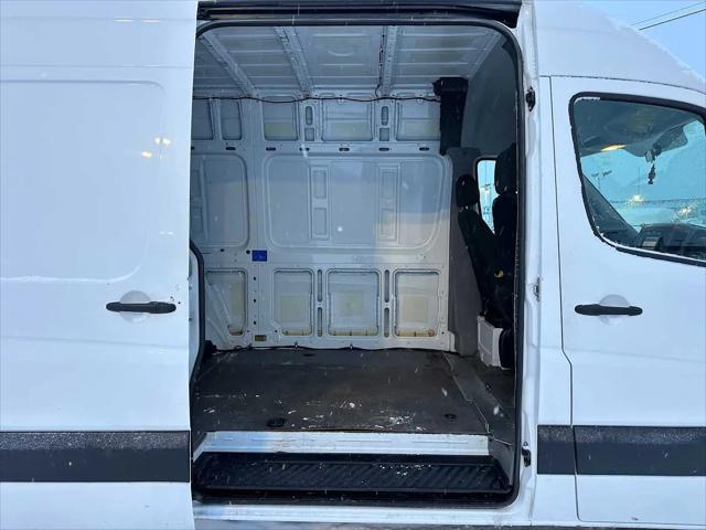 2015 Freightliner Sprinter Normal Roof