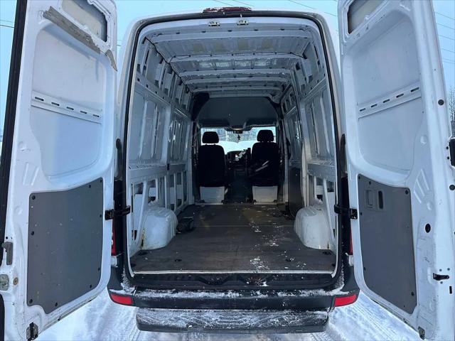 2015 Freightliner Sprinter Normal Roof