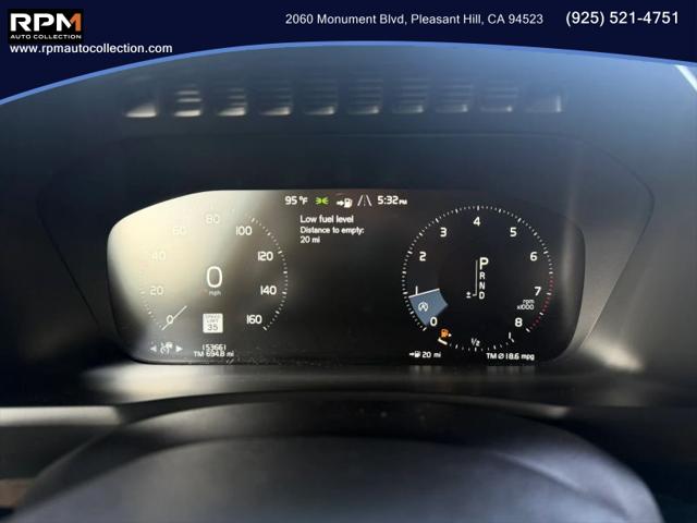 2018 Volvo XC90 T6 Momentum
