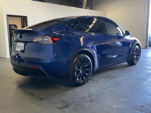 2021 Tesla Model Y Standard Range Rear-Wheel Drive