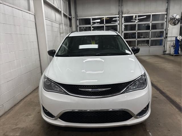 Used 2017 Chrysler Pacifica For Sale in Wilmington, OH