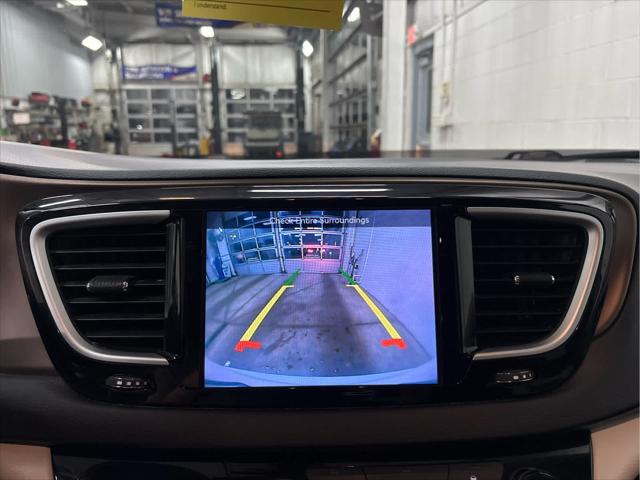 Used 2017 Chrysler Pacifica For Sale in Wilmington, OH