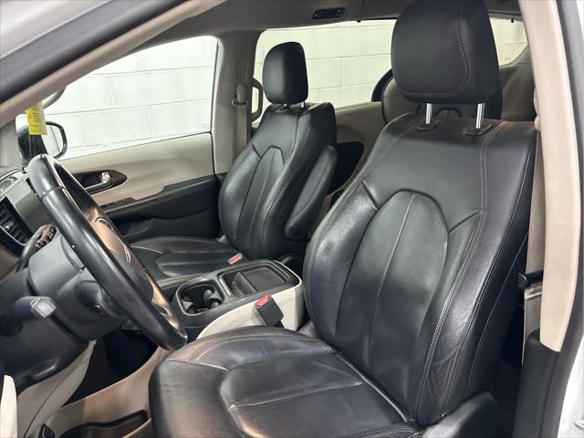 Used 2017 Chrysler Pacifica For Sale in Wilmington, OH