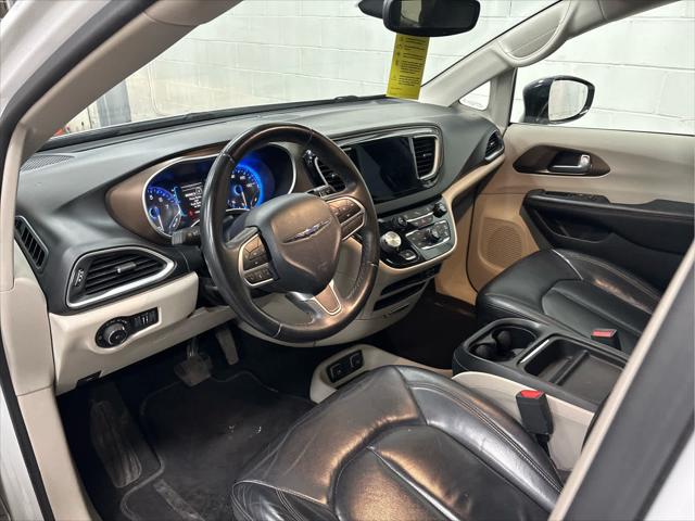Used 2017 Chrysler Pacifica For Sale in Wilmington, OH