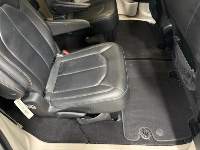 Used 2017 Chrysler Pacifica For Sale in Wilmington, OH