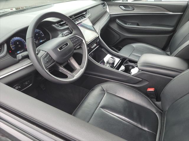 2023 Jeep Grand Cherokee Limited 4x4 2023 Jeep Grand Cherokee Limited 4x4