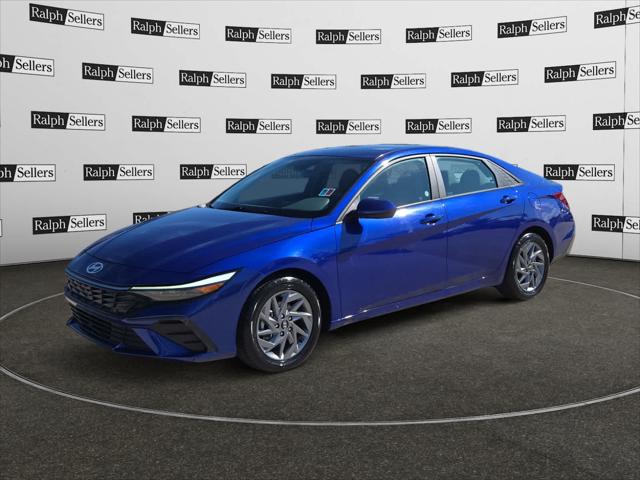 2024 Hyundai Elantra SEL 2024 Hyundai Elantra SEL