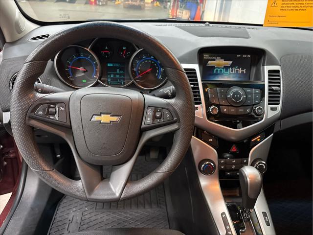 Used 2016 Chevrolet Cruze Limited For Sale in Wilmington, OH