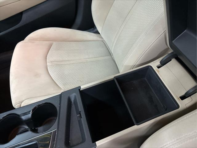 Used 2017 Hyundai Sonata For Sale in Wilmington, OH