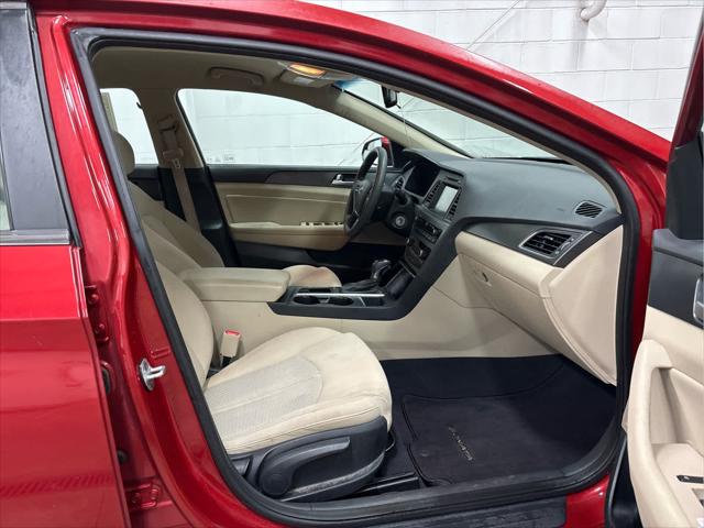 Used 2017 Hyundai Sonata For Sale in Wilmington, OH