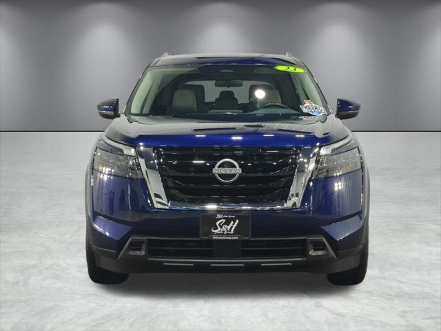 2023 Nissan Pathfinder SV 4WD