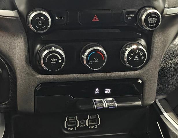 2020 Ram 1500 Big Horn Crew Cab 4x4 5'7" Box