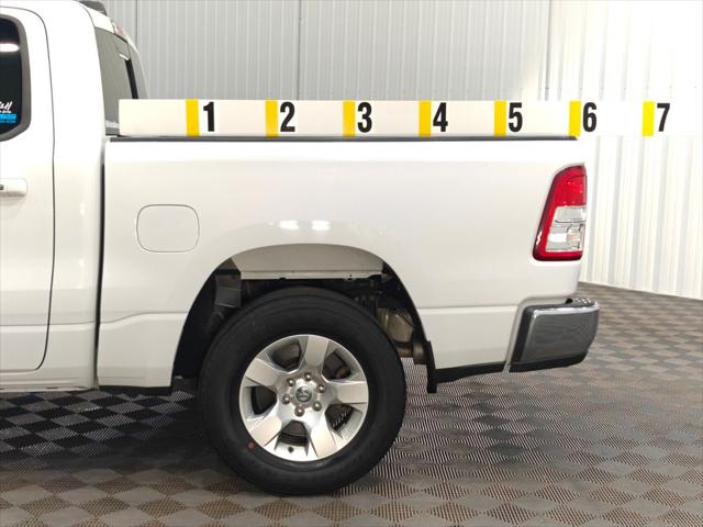 2020 Ram 1500 Big Horn Crew Cab 4x4 5'7" Box