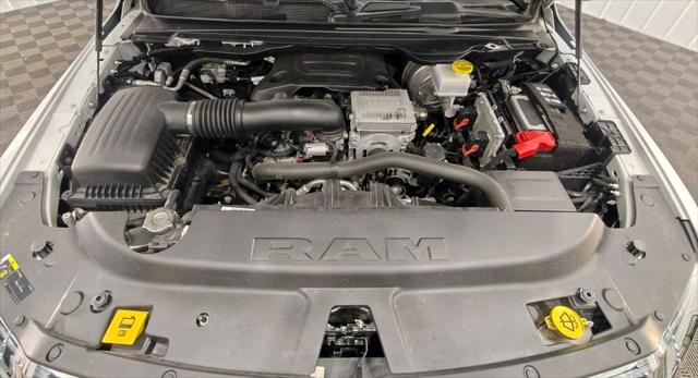 2020 Ram 1500 Big Horn Crew Cab 4x4 5'7" Box