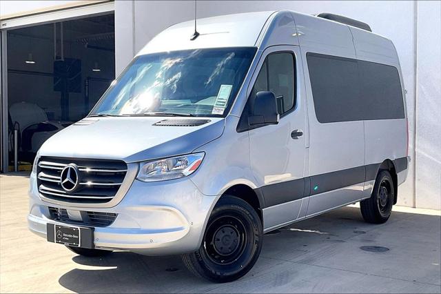 2025 Mercedes-Benz Sprinter 2500 Passenger 144 WB