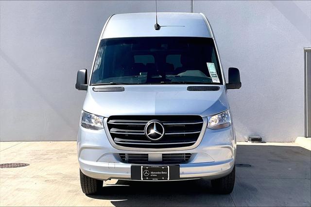 2025 Mercedes-Benz Sprinter 2500 Passenger 144 WB