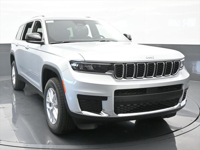 2024 Jeep Grand Cherokee L Laredo X 4x2