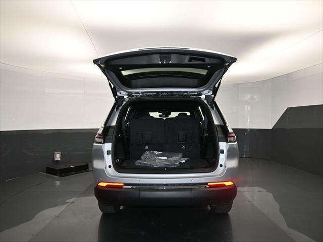 2024 Jeep Grand Cherokee L Laredo X 4x2