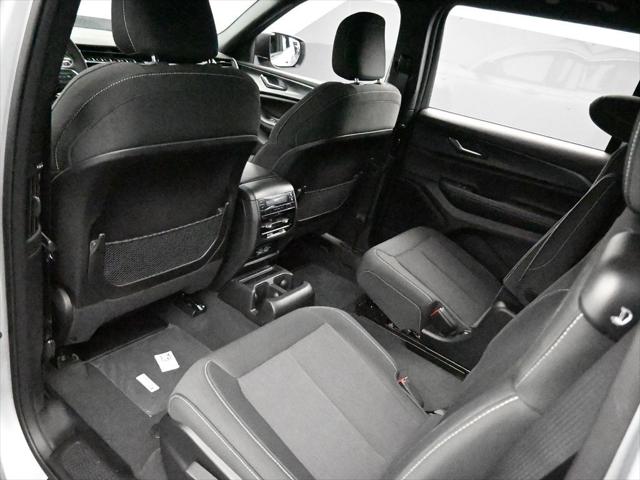 2024 Jeep Grand Cherokee L Laredo X 4x2