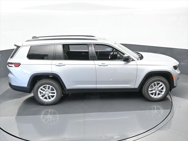 2024 Jeep Grand Cherokee L Laredo X 4x2
