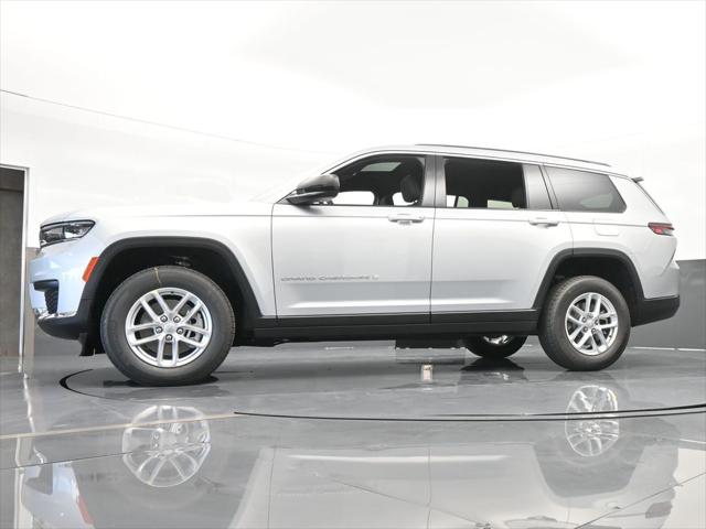 2024 Jeep Grand Cherokee L Laredo X 4x2