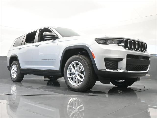 2024 Jeep Grand Cherokee L Laredo X 4x2