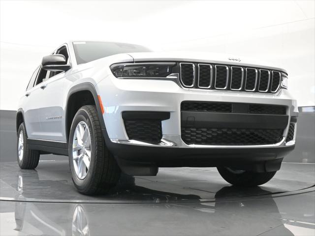 2024 Jeep Grand Cherokee L Laredo X 4x2