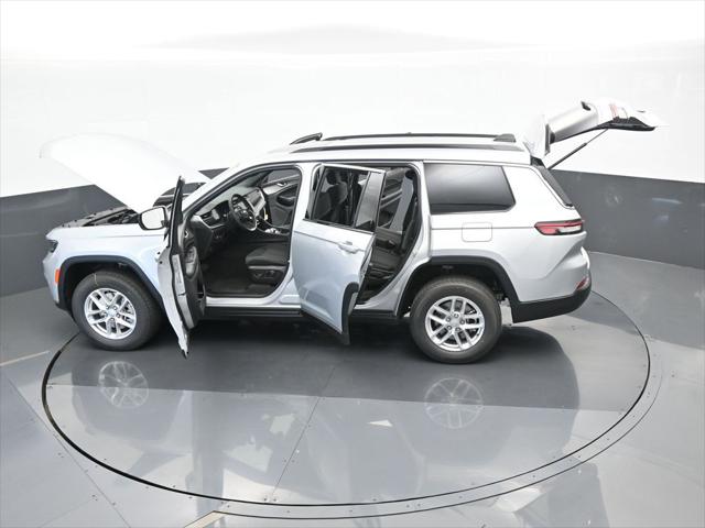 2024 Jeep Grand Cherokee L Laredo X 4x2