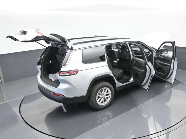 2024 Jeep Grand Cherokee L Laredo X 4x2