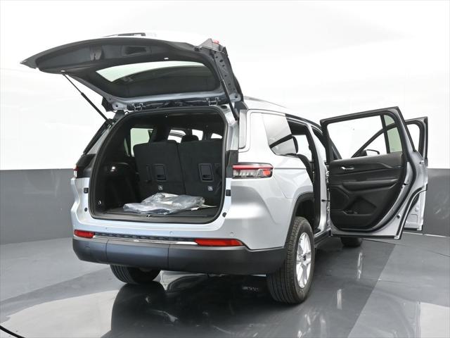 2024 Jeep Grand Cherokee L Laredo X 4x2