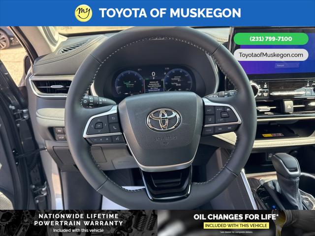 2025 Toyota Highlander Limited