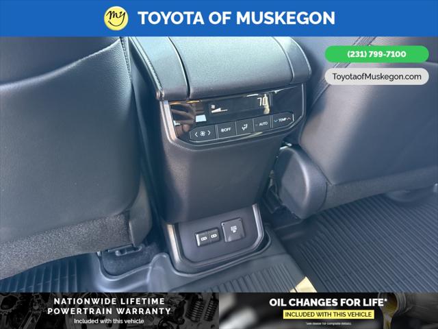 2025 Toyota Highlander Limited