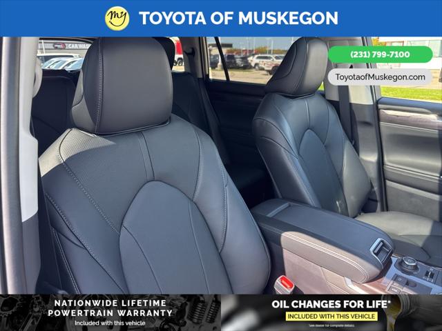 2025 Toyota Highlander Limited