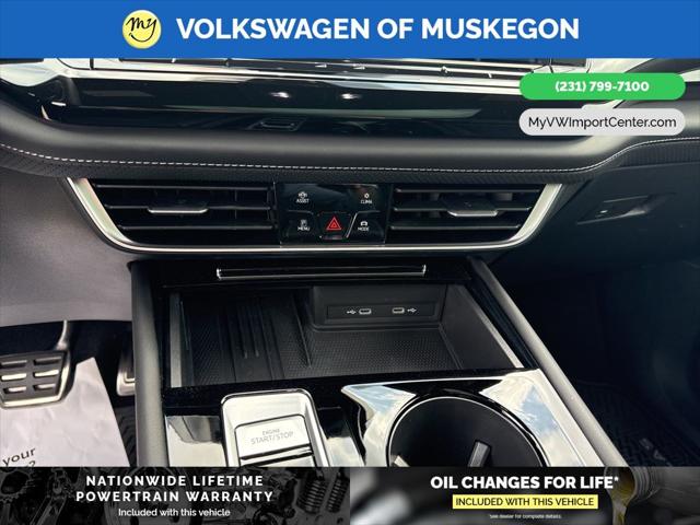 2025 Volkswagen Atlas Cross Sport 2.0T SEL R-Line Black