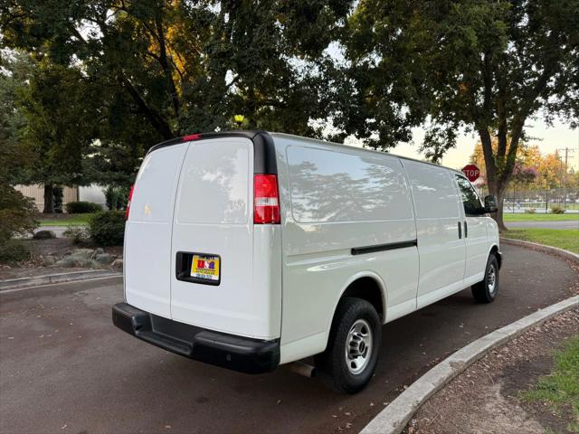 2021 GMC Savana Cargo RWD 2500 Extended Wheelbase Work Van