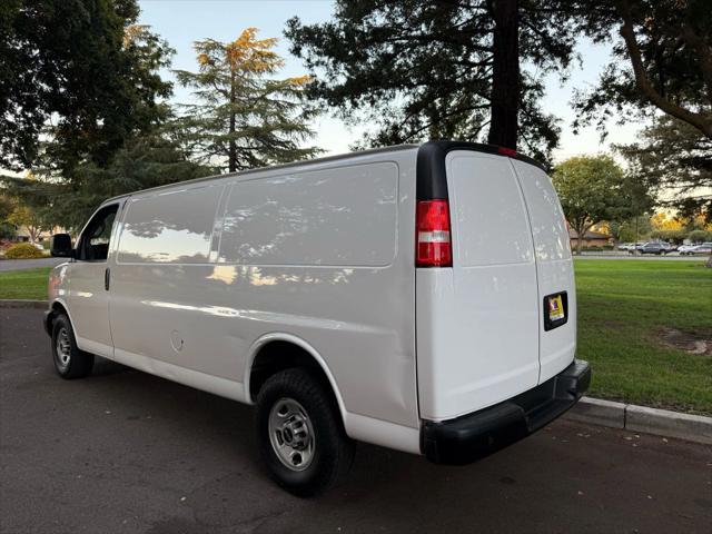 2021 GMC Savana Cargo RWD 2500 Extended Wheelbase Work Van