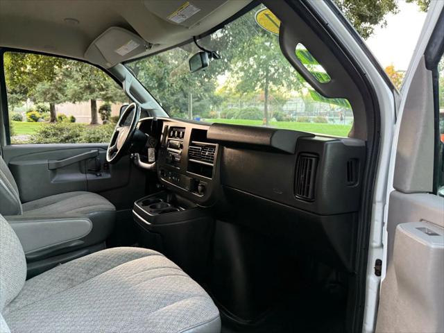 2021 GMC Savana Cargo RWD 2500 Extended Wheelbase Work Van