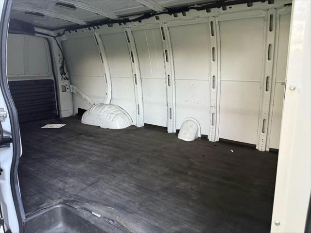 2021 GMC Savana Cargo RWD 2500 Extended Wheelbase Work Van