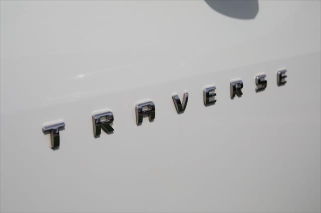 2021 Chevrolet Traverse FWD LS