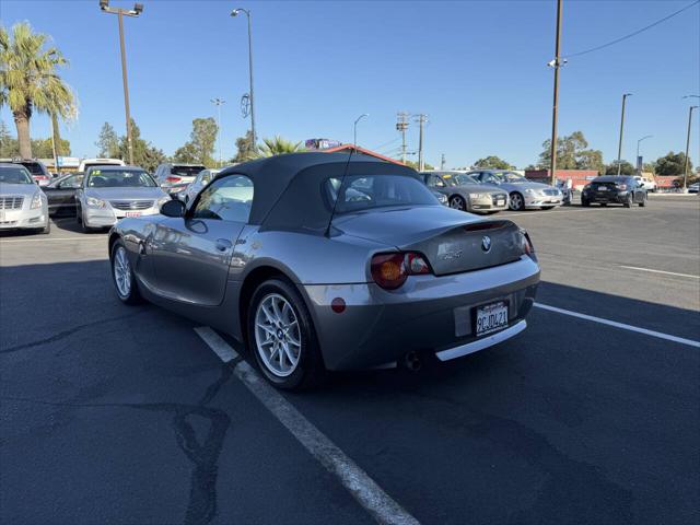 2004 BMW Z4 2.5i