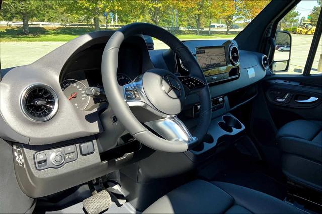 2025 Mercedes-Benz Sprinter 2500 Standard Roof 4-Cyl Diesel HO