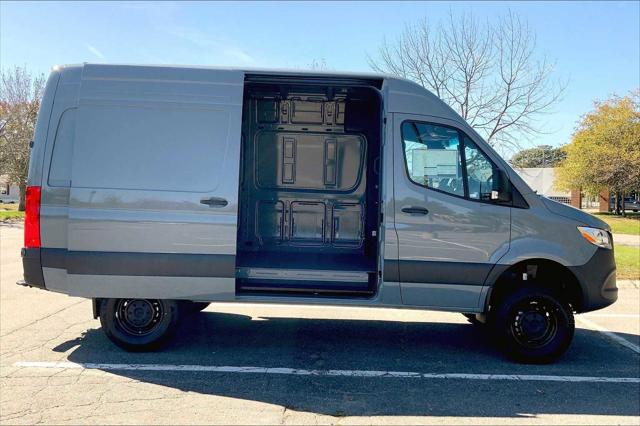 2025 Mercedes-Benz Sprinter 2500 Standard Roof 4-Cyl Diesel HO