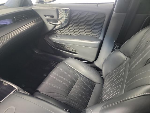 2019 Lexus LS 500h Base